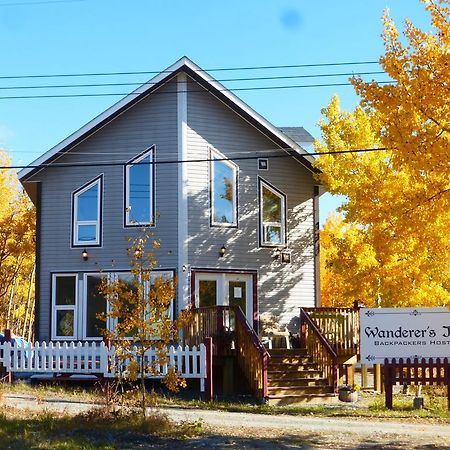 Wanderer'S Inn Backpackers Hostel Haines Junction Exterior photo